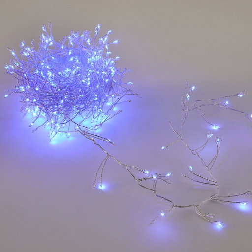 Ronis 640 LED Cluster Light-Blue+White/Sliver Wire 12M Lit Length