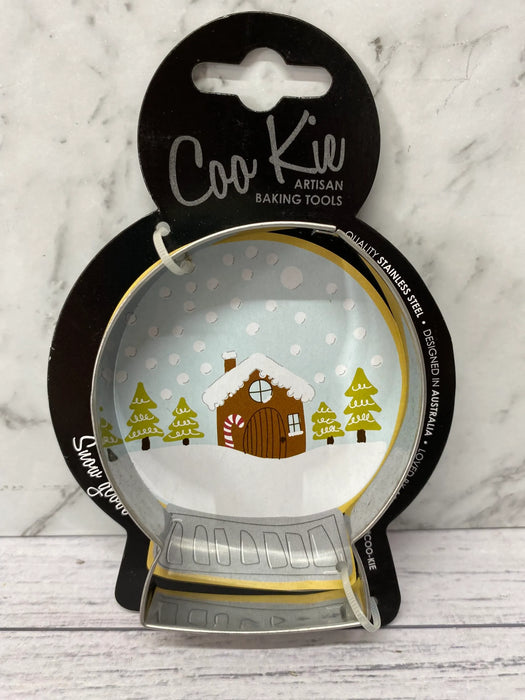 Cookie Cutter Snow Globe - Coo Kie