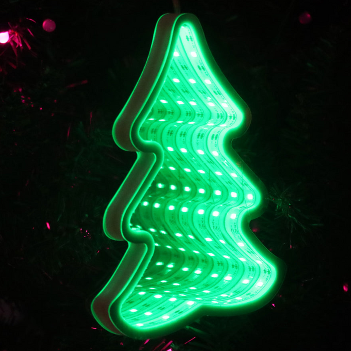 Ronis Infinity Hanging Christmas Tree Green