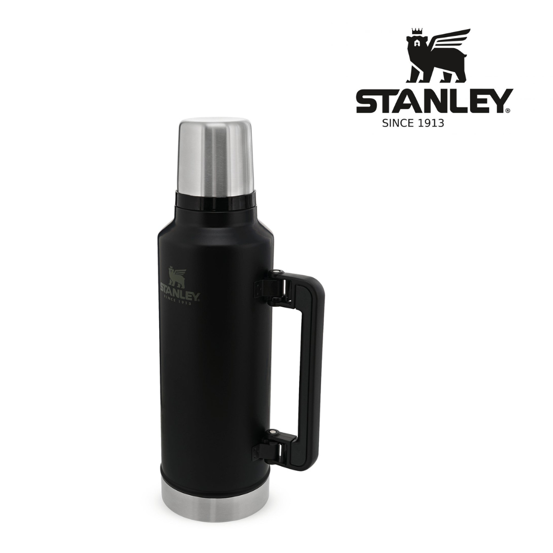  Stanley Classic Vacuum Bottle 1.0L (Matte Black) : Home &  Kitchen