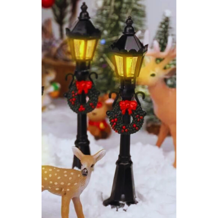 Mini Light Up Street Lamps 11cm 2pk