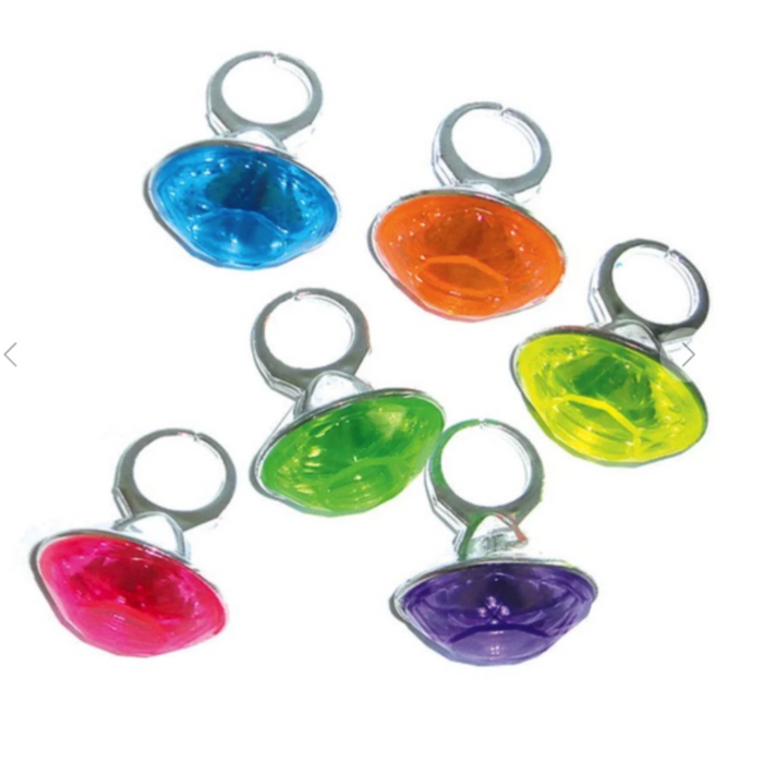 FAVOUR LGE RINGS 6PCS